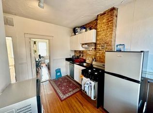 11 Charter St APT 5, Boston, MA 02113