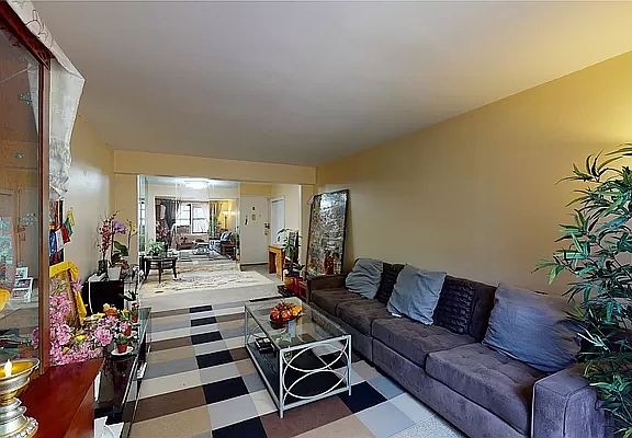 4th image of 33-26 92nd St #3W