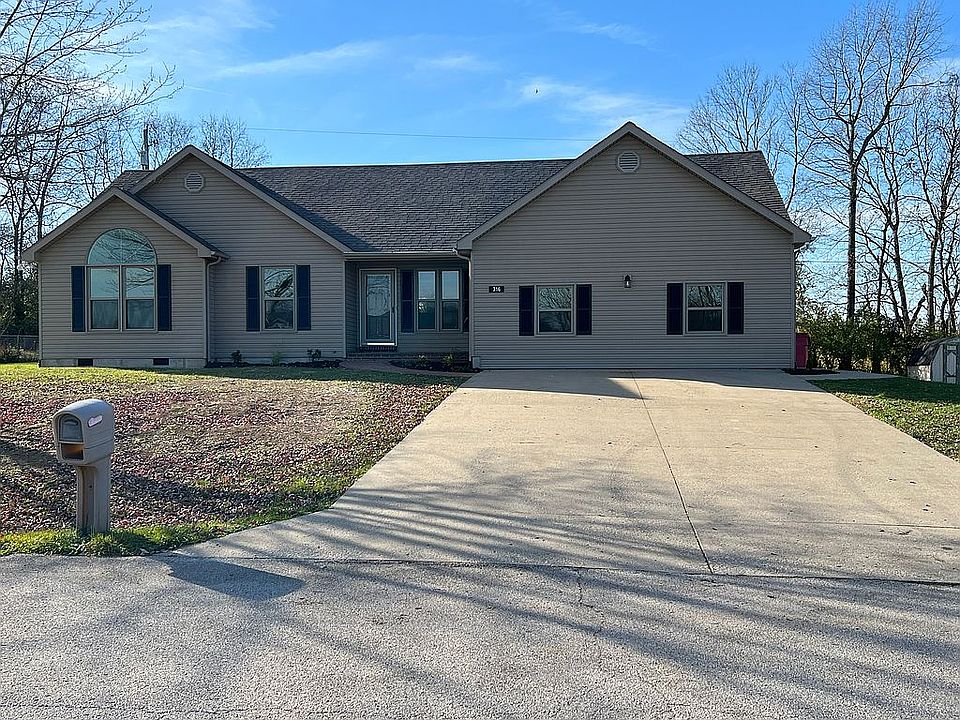 1st image of 316 Waverly Ln