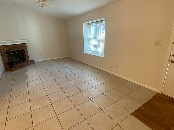 3rd image of 222 Whetherbine Way W