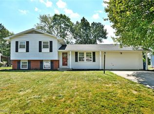 4092 Aleesa Dr SE, Warren, OH
