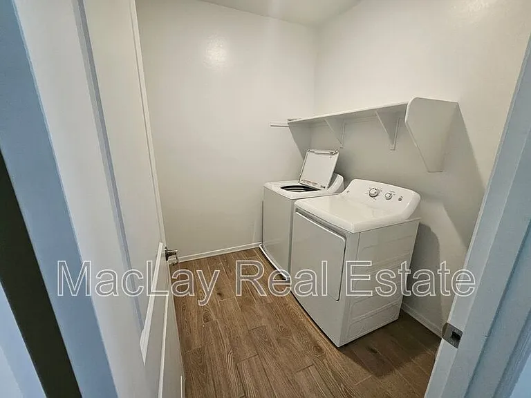 22815 E Watford Dr — Photo 21