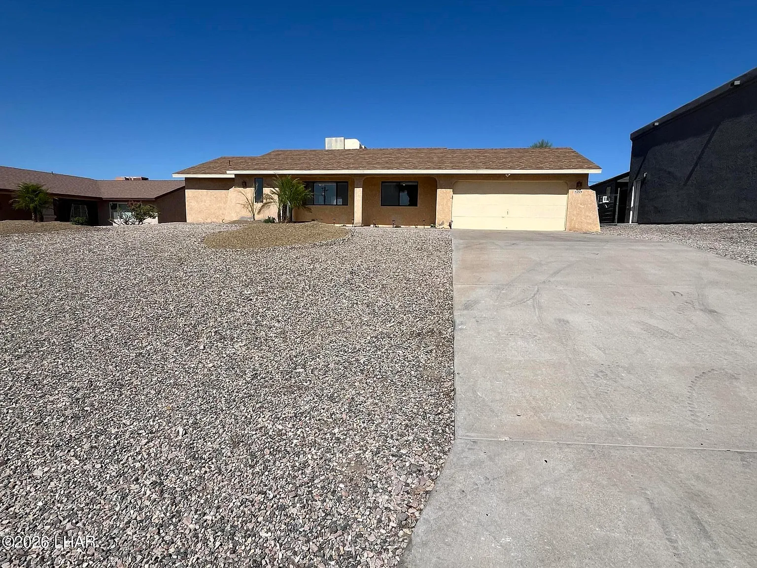 2 bed, 2.0 bath, 1278 sqft, $2,000 — Photo 1