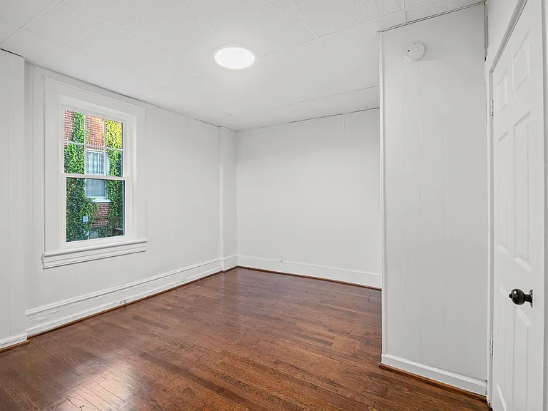 520 Riverland Rd SE — Photo 18