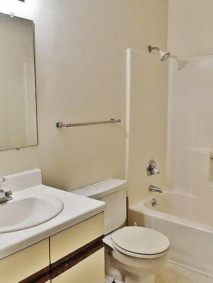 2925 Carriage Row Ln #213 — Photo 9