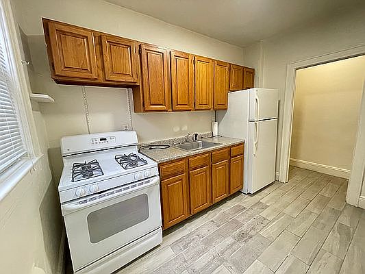 1st image of 23-14 36th St #3