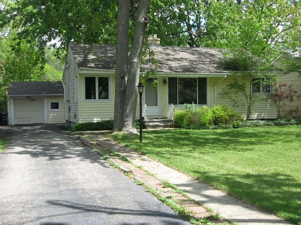 1st image of 164 Wyleswood Dr