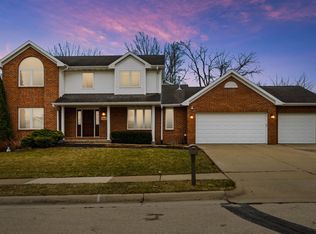 968 Barbaralee Dr, Dubuque, IA 52003