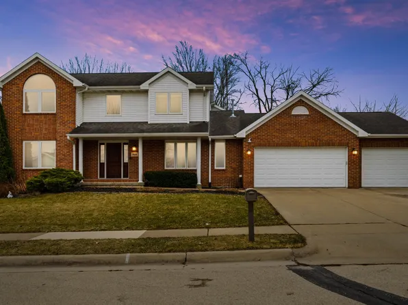 968 Barbaralee Dr, Dubuque, IA 52003