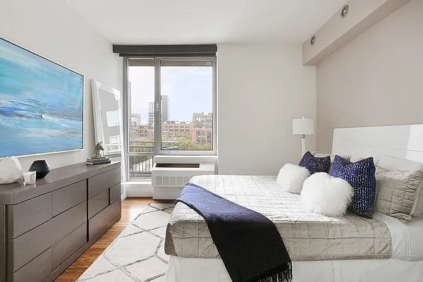 Sold by Compass | media 5