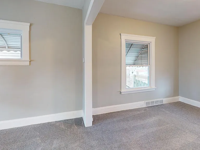 3065 W 105th St — Photo 52