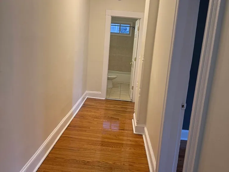1018 Hancock Ave — Photo 2