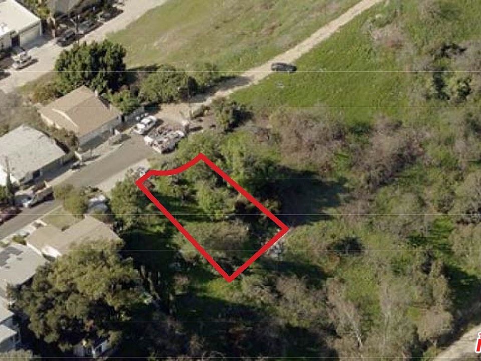 1st image of 3962 W Point Dr