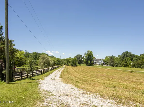 4919 Crippen Rd, Knoxville, TN 37918