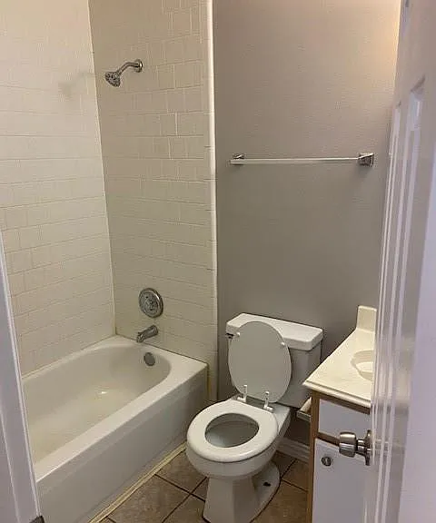 10811 Great Bridge Dr — Photo 9