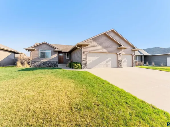 7616 W Lobelia St, Sioux Falls, SD 57106