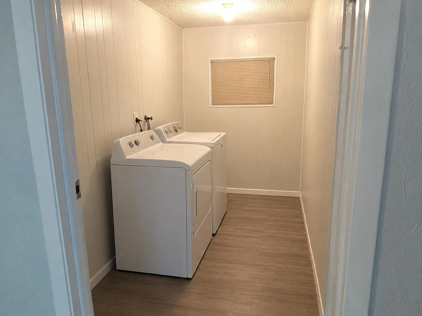 4 bed, 2.0 bath, 1758 sqft, $1,183 — Photo 4