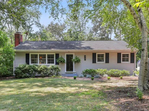 319 Fairview Dr, Chestertown, MD 21620