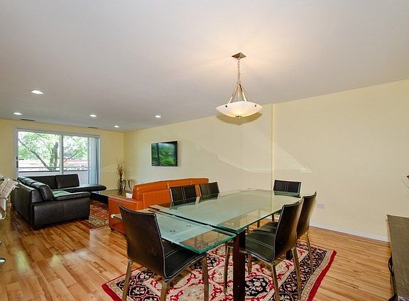 5th image of 6400 N Cicero Ave APT 203