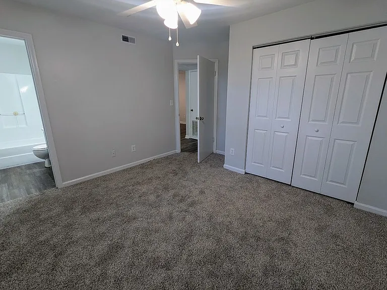 2350 Horne Ave #3 — Photo 9