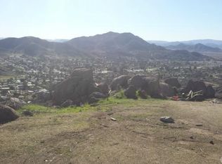 32233 Falcon View Ln, Homeland, CA 92548