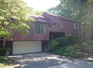 28 Bellingham Rd, Brookline, MA 02467