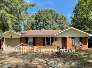 106 Ayana Ct, Raeford, NC 28376