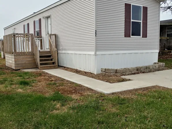 22 Sulphur Springs Dr, Batavia, OH 45103