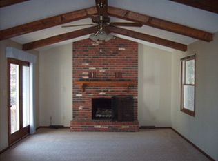 4615 Sharon Dr, Jefferson City, MO 65109
