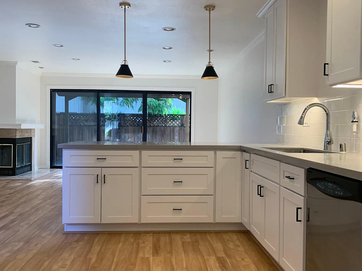 2 bed, 2.5 bath, 1613 sqft, $3,800 — Photo 1