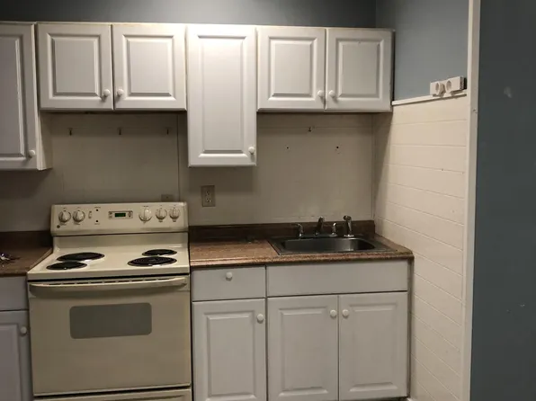 498 Main St APT 4, Athol, MA 01331