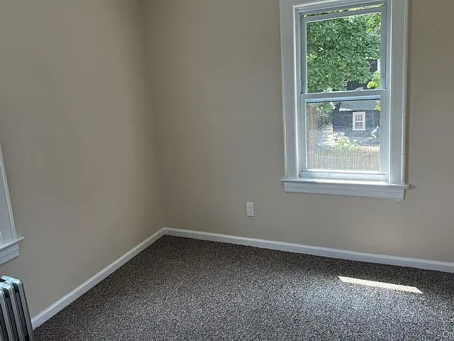 28 Stowe Pl — Photo 8