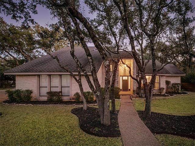 1st image of 1801 Trevino Dr