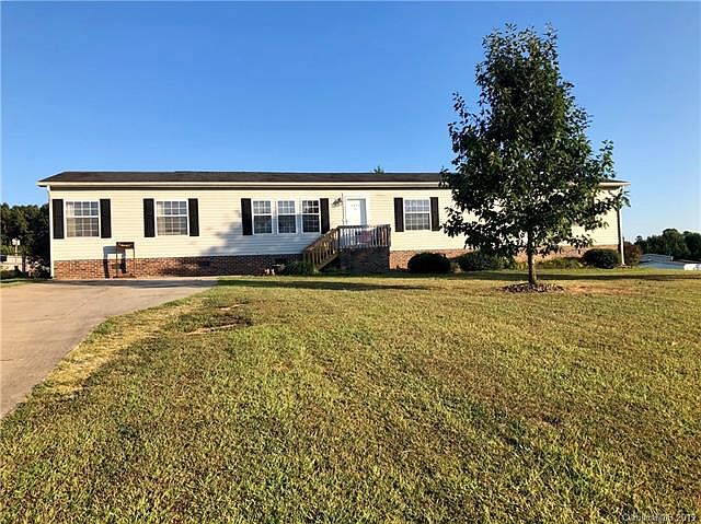 1st image of 1217 Blake Dr
