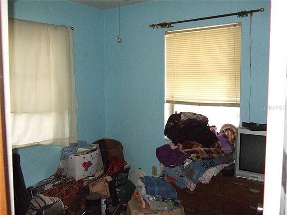 4th image of 1221 Stillwater Ave
