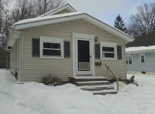 33585 Morris Ave, Eastlake, OH 44095