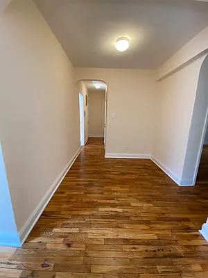 Rented by Kew Forest Realty Inc | media 4