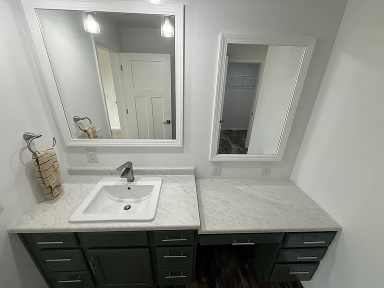 2999 Cherry St — Photo 36