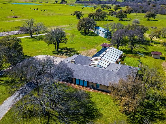 5th image of 4000 Cattlebaron Dr