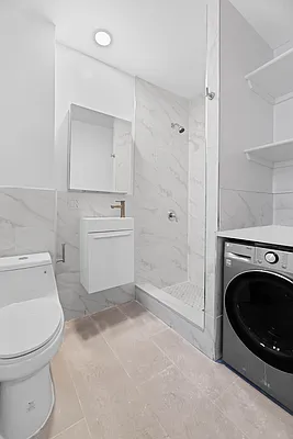 Rented by REAL New York | media 32