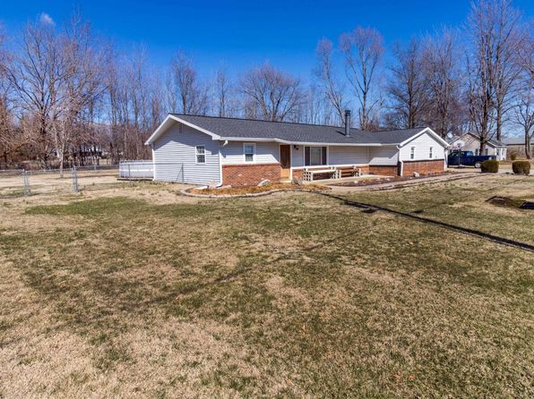 11122 Elberfeld Rd, Elberfeld, IN 47613