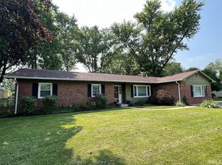 915 Hawthorne Ln, Logansport, IN 46947