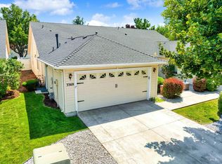 3369 W Fieldstream Ln, Meridian, ID 83646