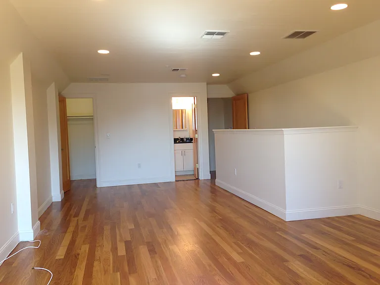 27 Western Avenue — Photo 17
