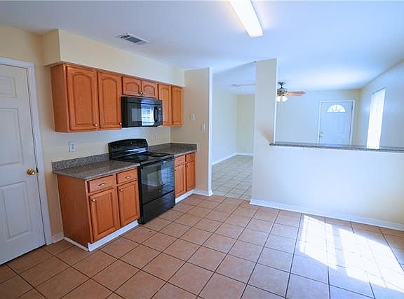 4th image of 3804 Shangri La Dr