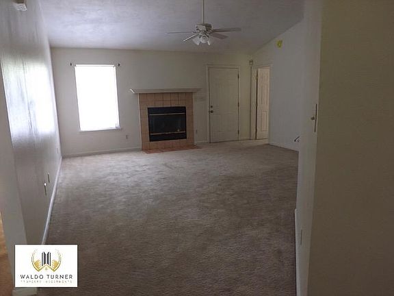 2nd image of 1547 Tangelo Dr