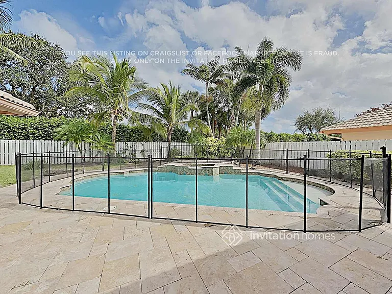 6676 Blue Bay Cir — Photo 21