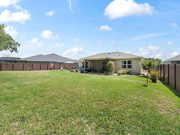 3rd image of 3354 Boyd Cir