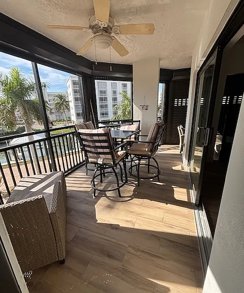 4263 Bay Beach Ln #217 — Photo 2