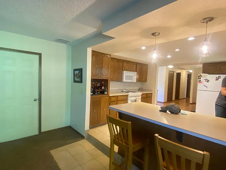 12912 NE 7th Ave — Photo 12